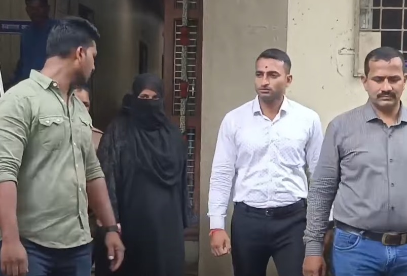 Charas Worth ₹24 Lakh Se Sath 1 Mahila Ko Arrest Kiya Bhiwandi Shantinagar Police Ne