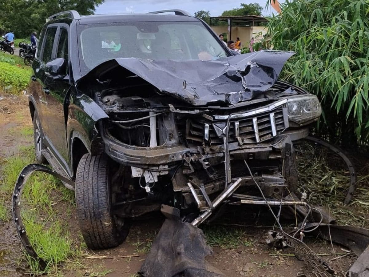 BJP MLA Ke Qafila Ki Car Ne Bike Ko Takkar Mara, 1 Ki Death 1 Injured Hua At Satara