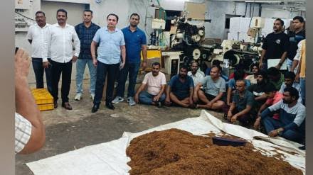 Fake Gold Flake Cigarettes Banane Wali Factory Par Raid At Karjat, 15 Arrested By Raigad Local Crime Branch