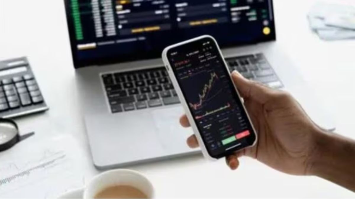 Cyber Fraud – Stock Market Me Zyada Fayda Batakar Andheri Me Rehne Wale Ek Doctor Se Rs 65 Lakh Ka Fraud Hua