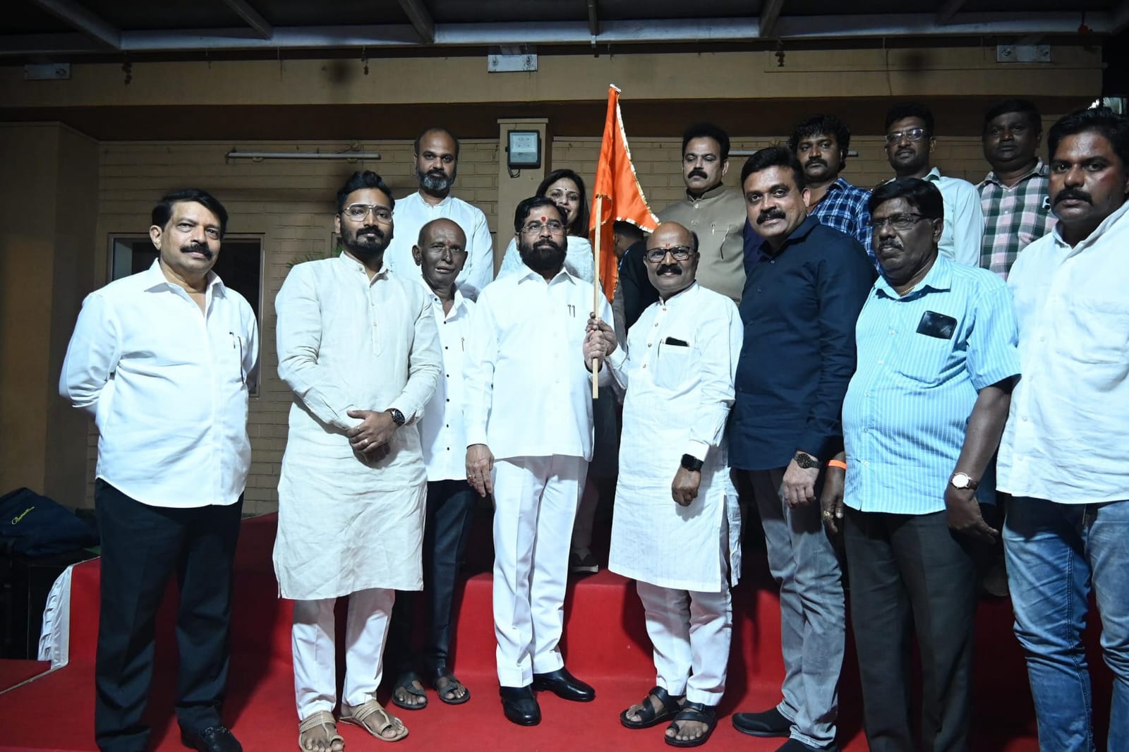 Shivsena UBT Former BMC Corporator Sahit Congress Ke Malad Madh Se Koli Log CM Eknath Shinde Ke Sath