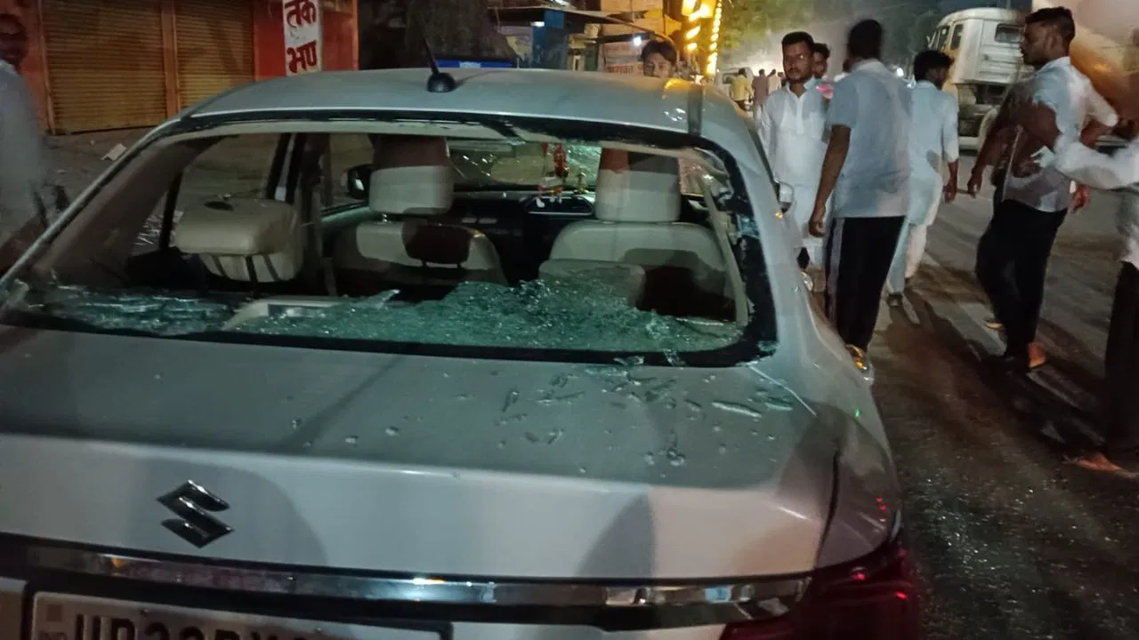 Amethi Congress Office Ke Bahar Cars Ki Todphod, BJP Par Laga Aarop, Congress Candidate KL Sharma Ne Kaha Hum Darne Wale Nahi