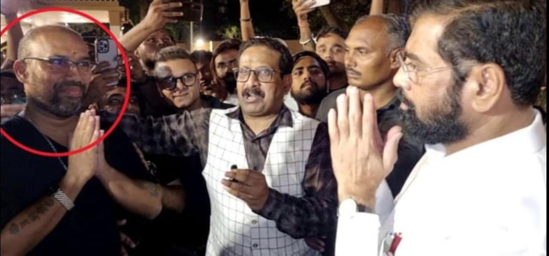 CM Shinde Se Mila Tha, Shivsena UBT Former Corporator Abhishek Ghosalkar Ko Goli Marne Wala, Sanjay Raut Ne Kiya Photo Post