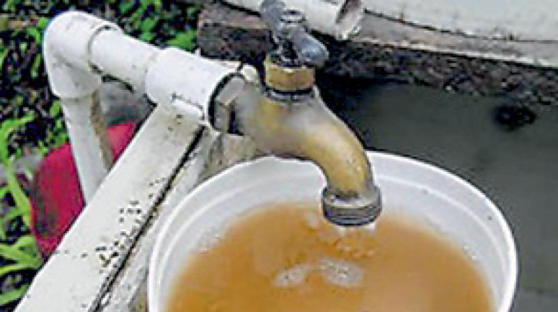 Ganda Paani Peene Se Poora Gaon Hua Beemar, Qareeb 300 Log Hospital Pohnache At Nanded
