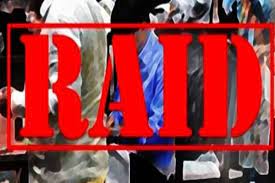 Bar Raid at Kala Chowki Area, 10 Girls Rescued, 16 Logon Par Karwai Hui by Mumbai Police SS Branch