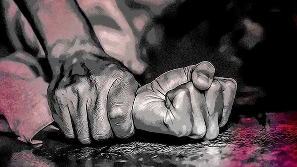 Chalti Car Me Allegedly 24yrs Old Girl Ka Rape Kiya 50 Yrs Old Shaks Ne Naukri Ka Jhansa Dekar, Worli Police Ne Kiya Arrest