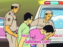 “Naukar Ka Aatank” – Malkin Ko Maarne Ki Koshish, Rs 1.25 Lakh Ki Jewellery Le Kar Bhaga Naukar Arrested By Juhu Police