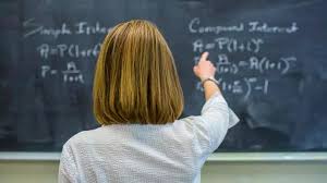 Ek Tarfa Pyaar – Shadi Ke Liye Mana Karne Par Mahila Teacher Par Iron Rod Se Janlewa Hamla, Kurar Police Station Me Mamla Darj