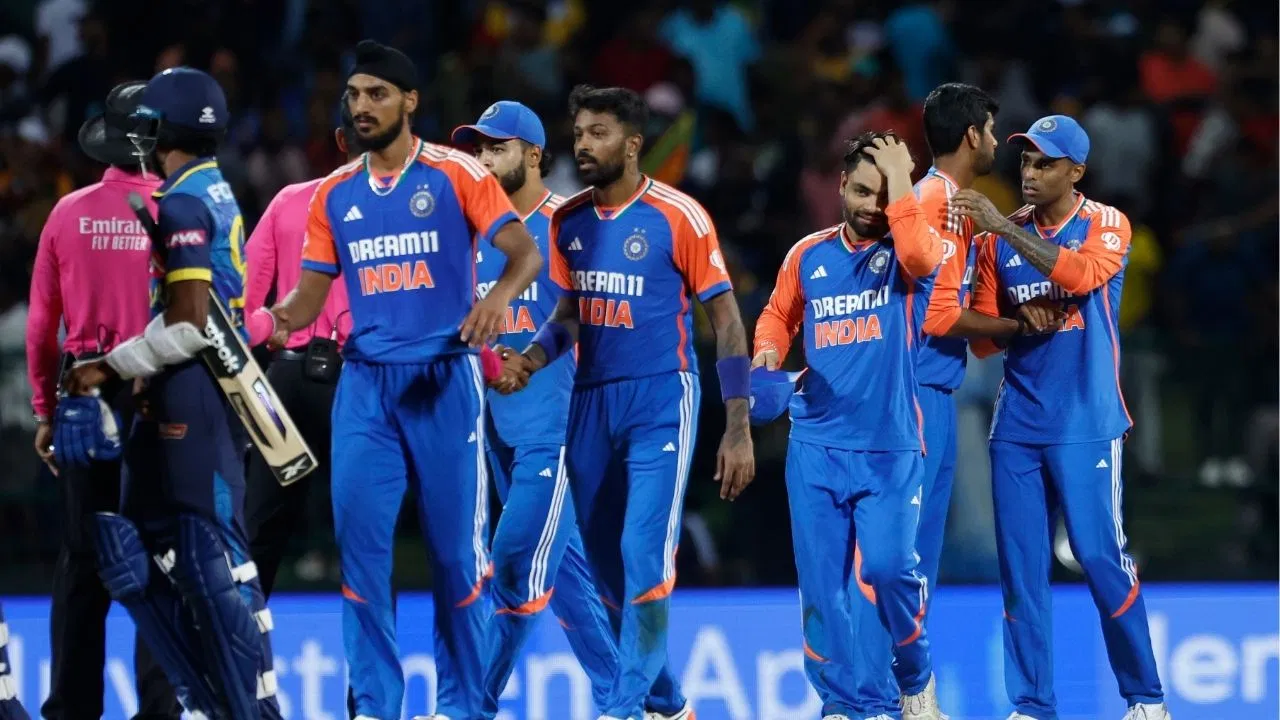 Team India Ne Sri Lanka Ko 3-0 Se Harakar T20 Cricket Series Apne Naam Kiya, Aakhri Match Super Over Me Jeeta