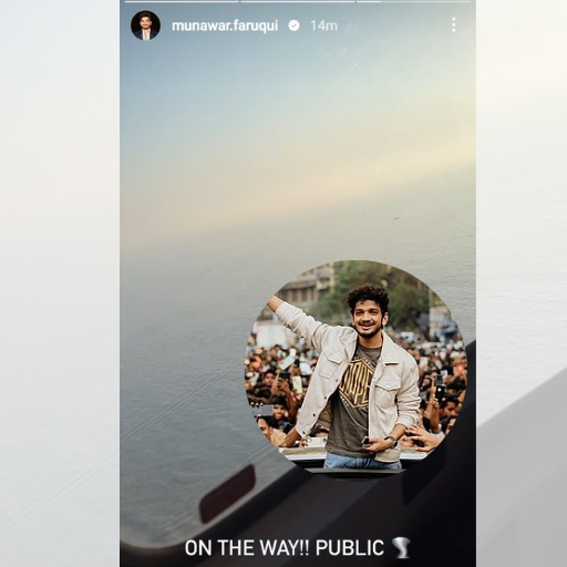 Munawar Faruqui’s Grand Entrance: Arriving by Helicopter for Mumbra Meetup