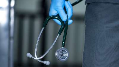 Mahila Doctor Ko Assault Kar Kolkata Me Hui Wardat Ki Yaad Dilaya Minor Boy Ne At Mankhurd