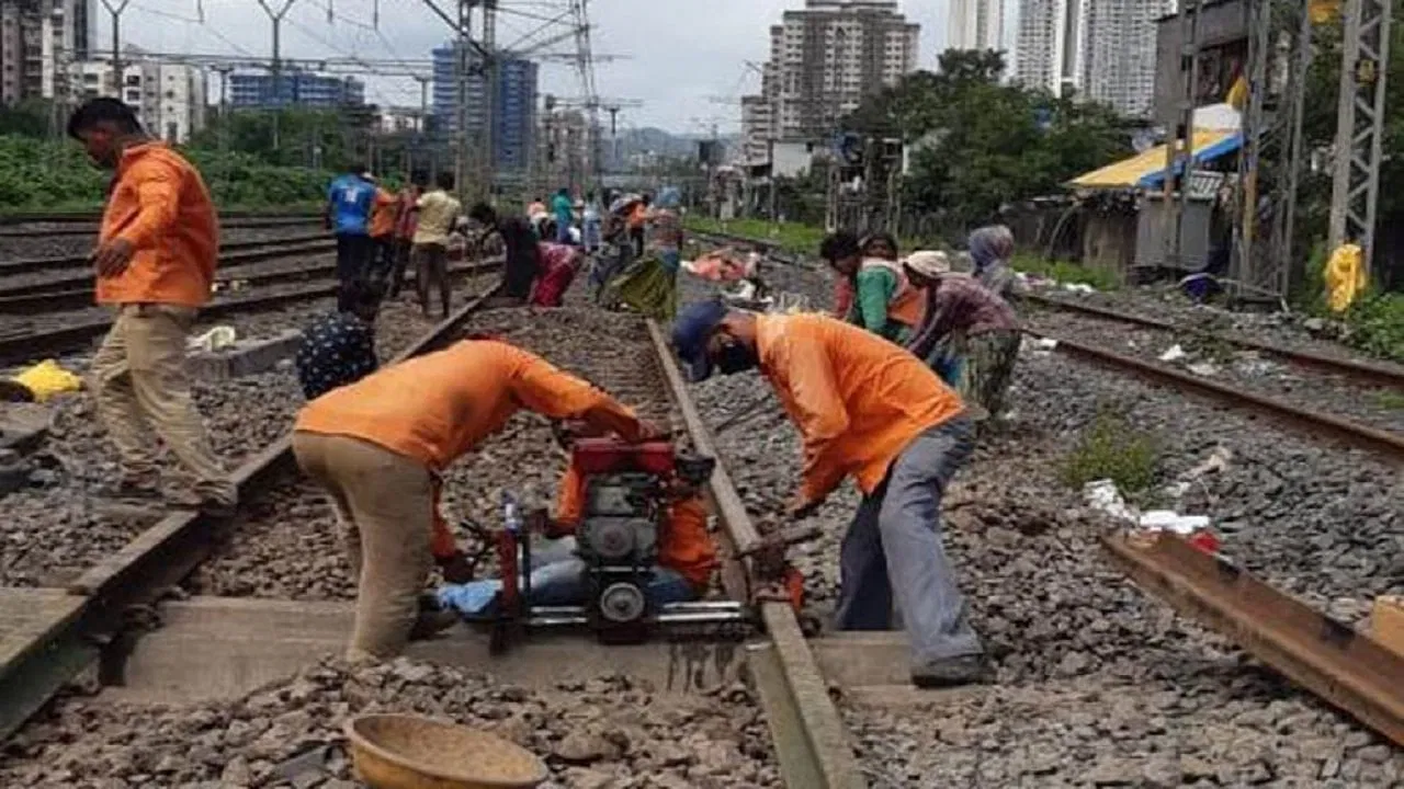 Local Train Sunday Block Update: Western Line Par Nahi Hoga Block, Central Aur Harbour Local Lines Par Kab Aur Kahan Rahega Block 16 June Ko