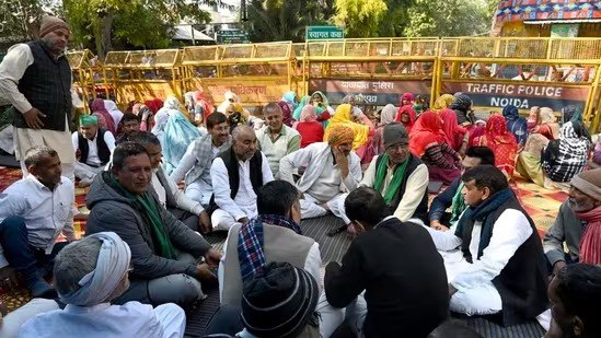 Delhi Chalo, Farmers Protest Ke Liye Kisan Delhi Pohanchna Shuru, Delhi Entry Border Sealed, Sec 144 Lagoo