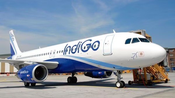 Indigo Flight Me Bomb Threat Message Aaya, Chennai Se Mumbai Aayi Flight Ne Safe Landing Kiya