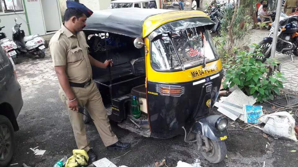 Gharphodi Karne Wale Auto Drivers Sahit 3 Arrested By Thane Police, 7 Cases Solve Hue
