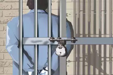 3 Round Firing Kiya Businessman Ne Khudko Ghar Me Bandh Kar At Dindoshi Arrested By Police