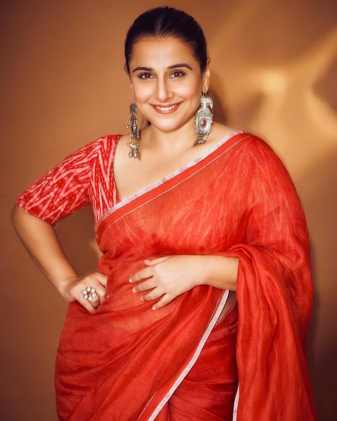 Vidya Balan Ke Naam DP Picture Ke Sath Koi Fake Whats App Chala Raha Hai, Bataya Actress Ne