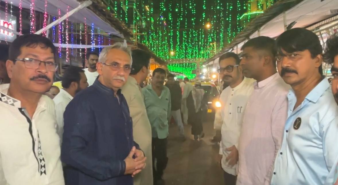 Minara Masjid aur Bendi Bazar mai Lighting ki opening MLA Amin Patel Ne Bhi kiya