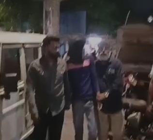 Murder in Nepean Sea Road,63 yr old Mahila ki dead body mili Flat me at South Mumbai