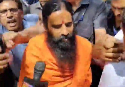 Baba Ramdev’s Patanjali misleading advertisement case । Video Viral After appearing in the Supreme Court