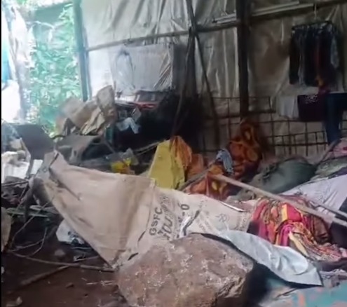 Haji Malang Pahad Par landslide hone Se Ek ki Death