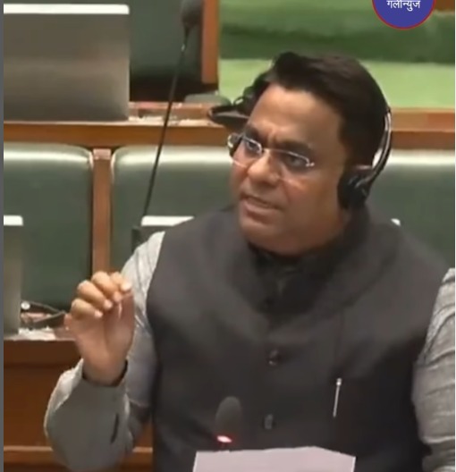 Private School ki Dadagiri, Donation, Admission RTE Act par awaaz uthaya Sp MLA Rais Shaikh ne