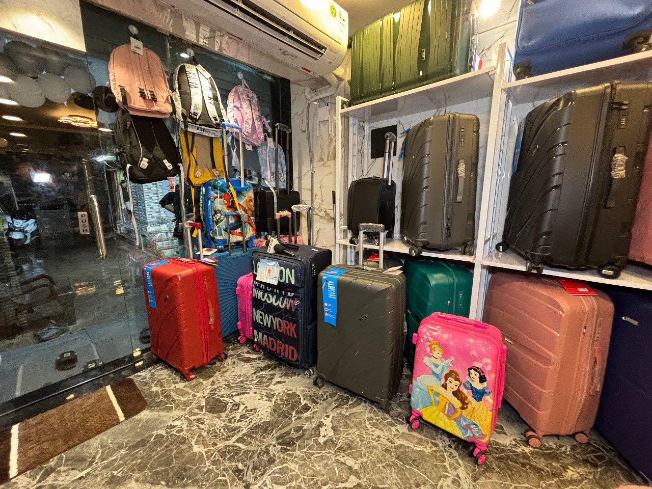Luggage World Grand Opening Offer! 