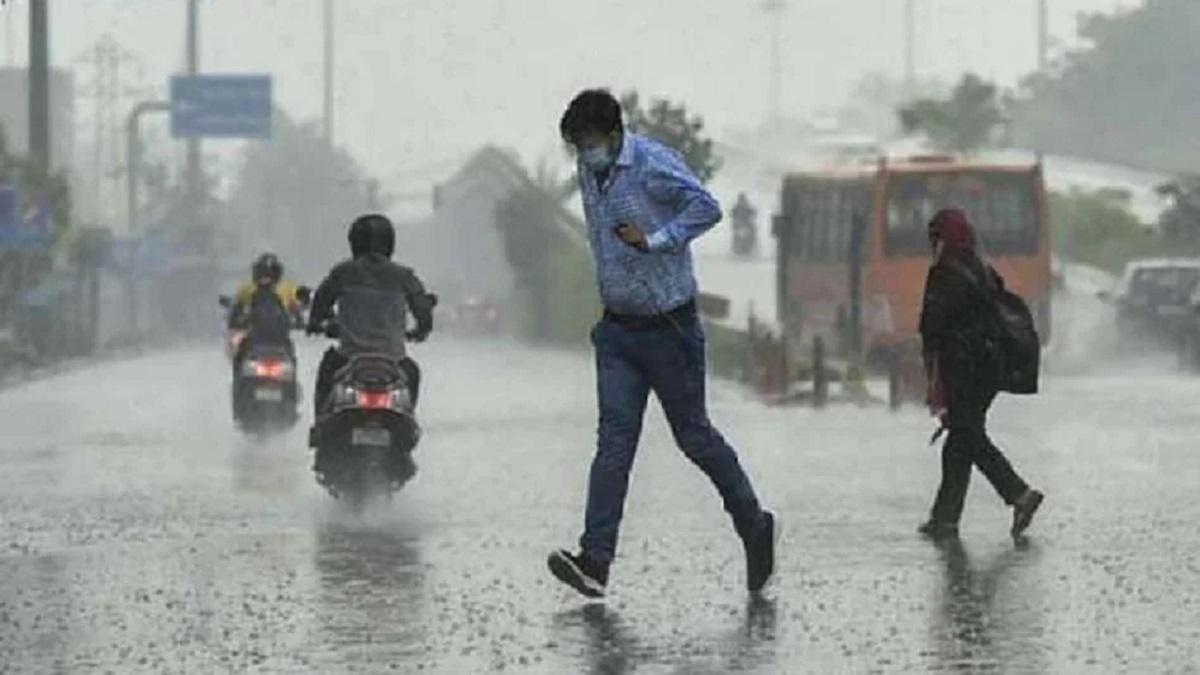 Mumbai Mausam Ka Haal – Rim Jhim Baarish Hosakti Hai, Aaj Ke Liye Yellow Alert Bataya Mausam Vibhag Ne