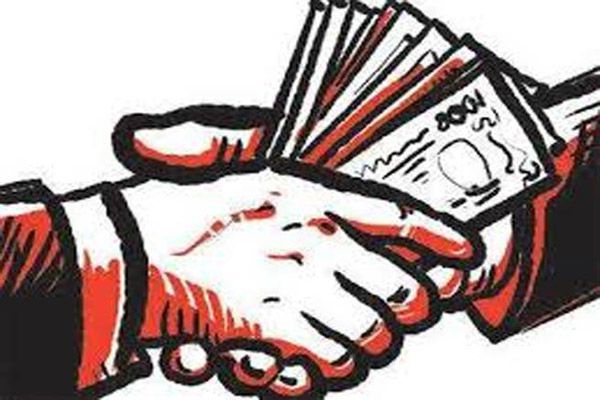 Rishwat Lete Pakda, Tilak Nagar Police Station Ke Senior Police Inspector Ko Anti-Corruption Bureau Ne At Chembur