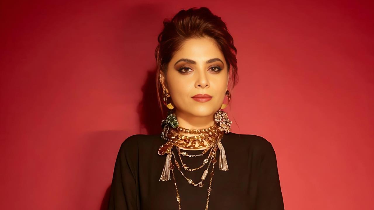 Bigg Boss OTT 3 Se 30 Saal Baad Comeback Karne Jaa Rahi Hai “Tirchhi Topi Wale” Actress