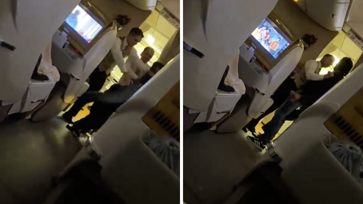 Flight Me Dhamal Masti Karne Wale Passenger Ko Crew Ne Bandha Viral Video Emirates Flight Ka Bataya Jaa Raha Hai