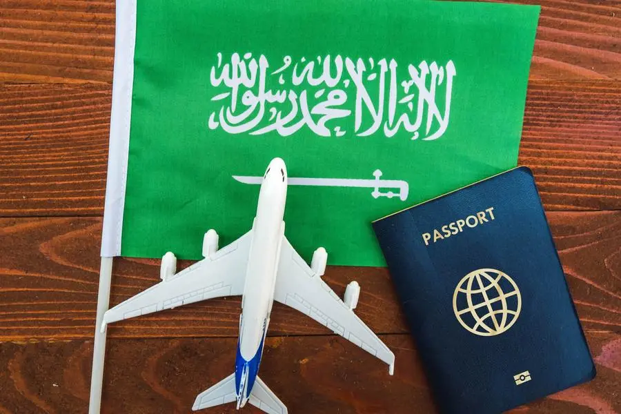 Saudi Arab Me Job Par Jaane Wale Indians Ke Liye Hai Khabar, Saudi Arab Ne Indians Ke Liye Work Visa Rules Tight Kiya