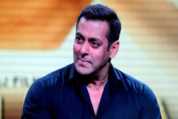 Actor Salman Khan Ko Ghar Me Ghuskar Marenge, Car Ko Bomb Se Uda Denge, Mumbai Traffic Police Ko Dhamki Bhara Message Mila
