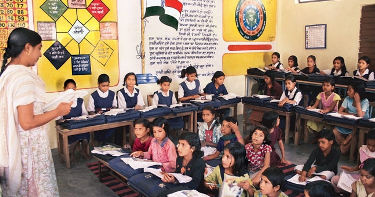 New education policy – Marathi aur English Medium me ab Hindi compulsory 3rd language hogi Class 1 se