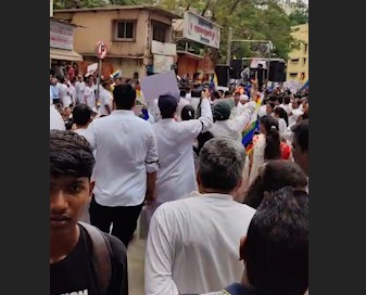 Jain Samaj Ka Protest At Vile Parle, Hazaron Log Hue Jama, BMC Ne Jain Mandir Par Todak Karwai Kiya Tha