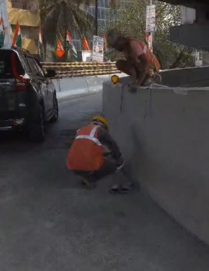 Mith Chowki Bridge right arm ki opening jaldbaazi me hui ? Logon ne bataya quality sahi nahi hai at Malad West