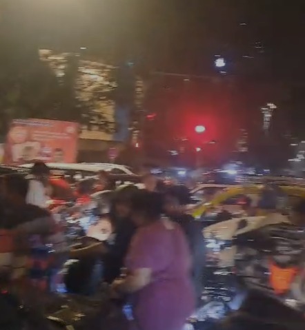 Parel