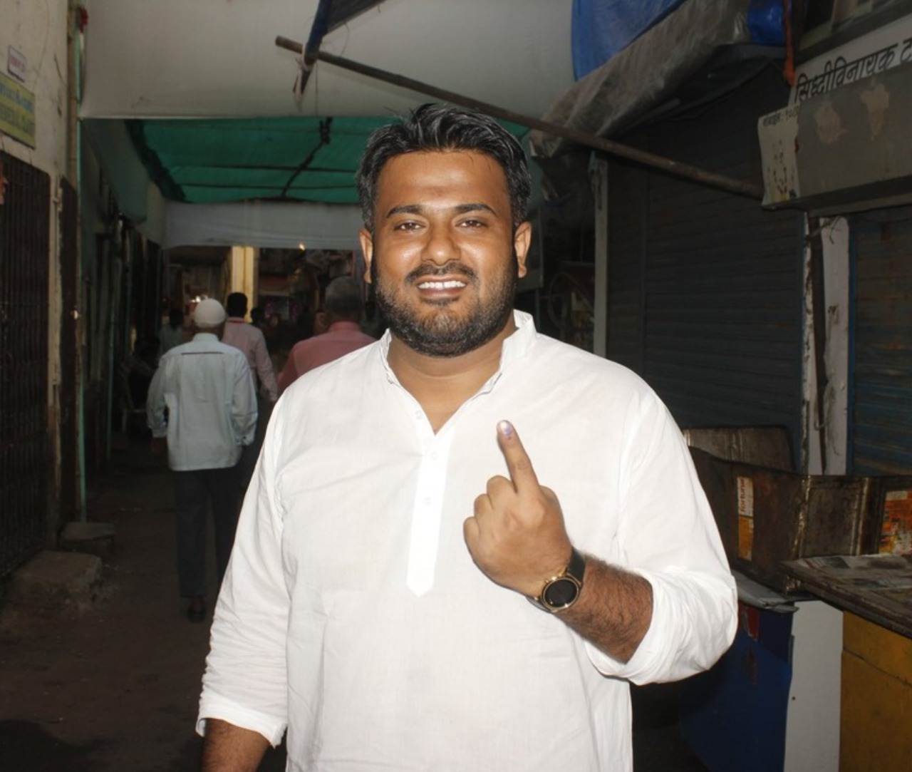 Anushakti Nagar NCP-SP Candidate Fahad Ahmed Ne Apna Vote Dala
