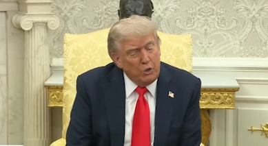Donald Trump Ne 12 Deshon Par Laga Diya Travel Ban — Security Ke Naam Par Sakht Faisla!