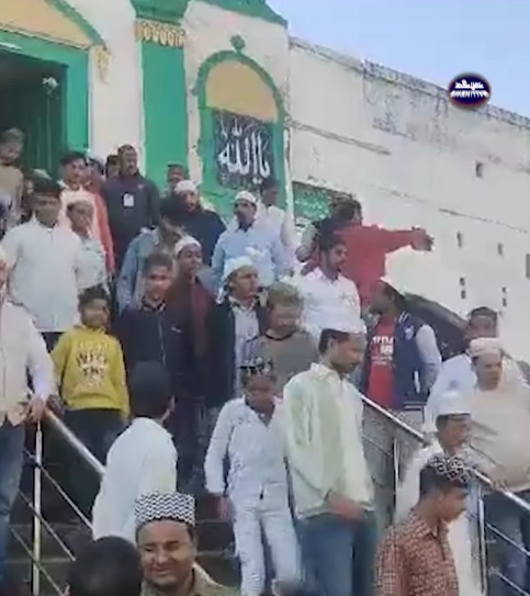 Masjid Ke Survey Par Rok Lagayi Supreme Court Ne, Places of Worship Act Ki Sunwai Ke Dauran Poore Desh Me Survey Par Lagi Rok