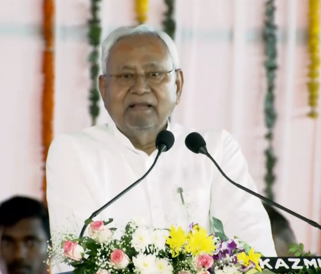 *Nitish Govt Ne Rural Poor Ke Liye Marriage Halls Ko Approve Kiya, Bihar Elections Se Pehle Bada Kadam!*