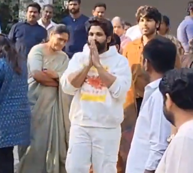 Allu Arjun Jail Se Bahar Aaye, Raat Zameen Par Kaata, Hyderabad Sandhya Theater Stampede Mamla