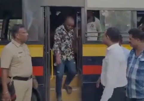 Navi Mumbai Police Ki Badi Karwai, 16 African Nationals Arrested, 12 Crore Ka Drugs Seize