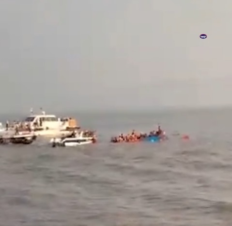 Boat Palti – Gateway of India se Elephanta Caves jaane wali 2 Boat ki takkar, 1 boat doobi, rescue operation jaari