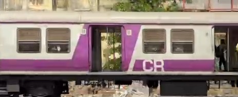 Local Train Me Bheed Ka Shikar Hua Shaks, Central Railway Kopar-Diva Ke Beech Train Se Girne Se Hui Death
