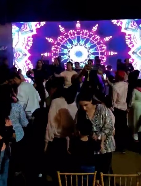 Happy New Year Celebration At Nariman Point