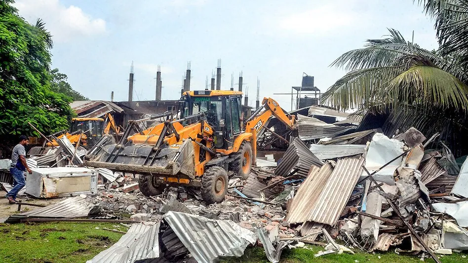 Buldozer Chalega Dombivli Ki 65 Buildings Par, Bombay High Court Ne Todak Karwai Ka Aadesh Diya