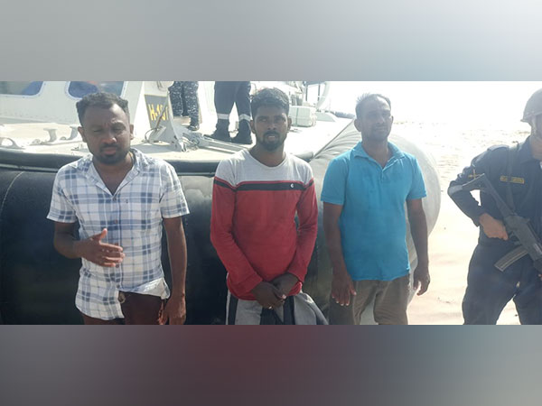 Indian Coast Guard, Dhanushkodi Rescue Sri Lankan Nationals | Galli News