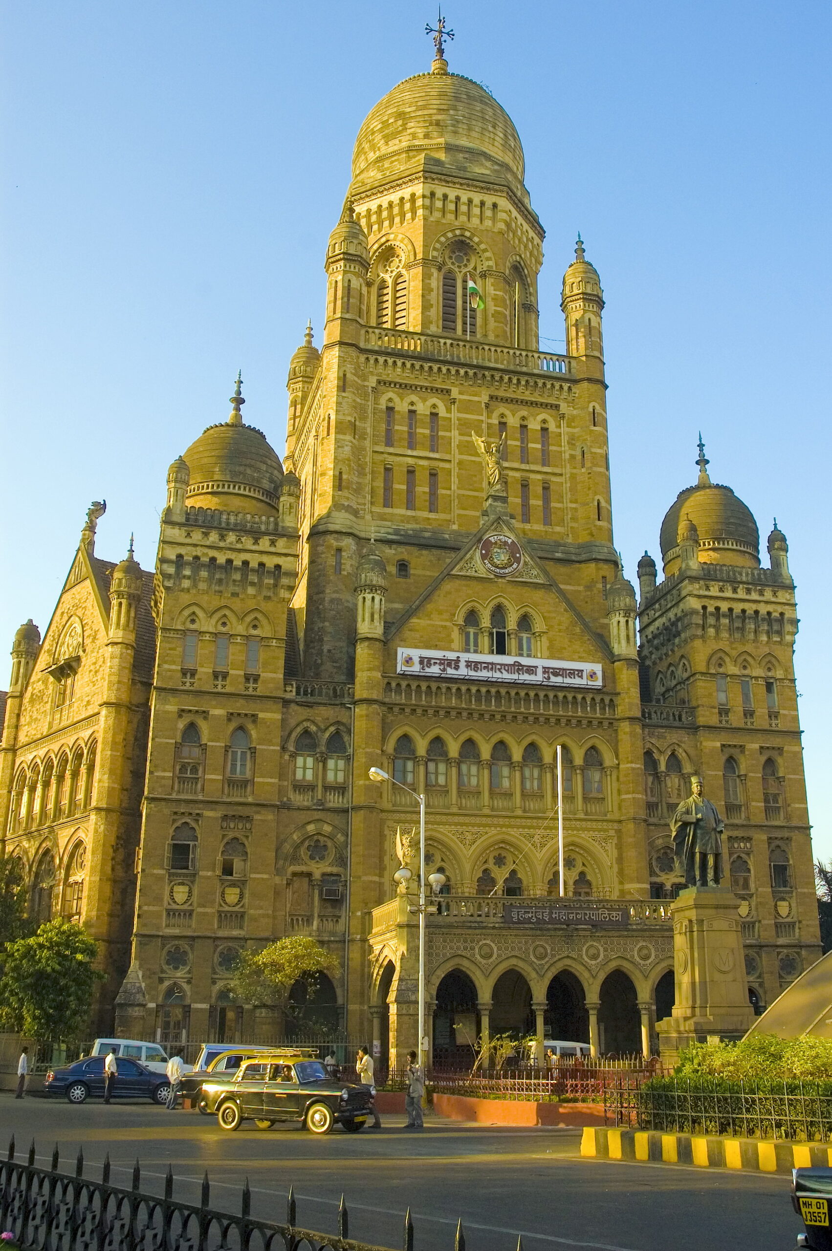 BMC Medical Health Officer Aur Staff ₹6000 Rishwat Lete Hue Pakde Gaye By Anti-Corruption Bureau