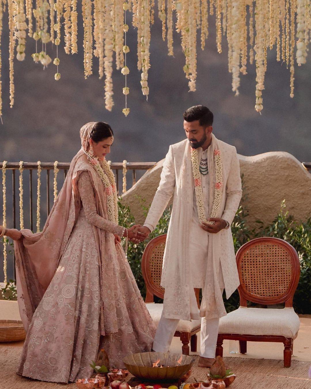 Athiya Shetty Aur KL Rahul Ke Ghar Aayi Nanhi Pari, Blessed With Baby Girl